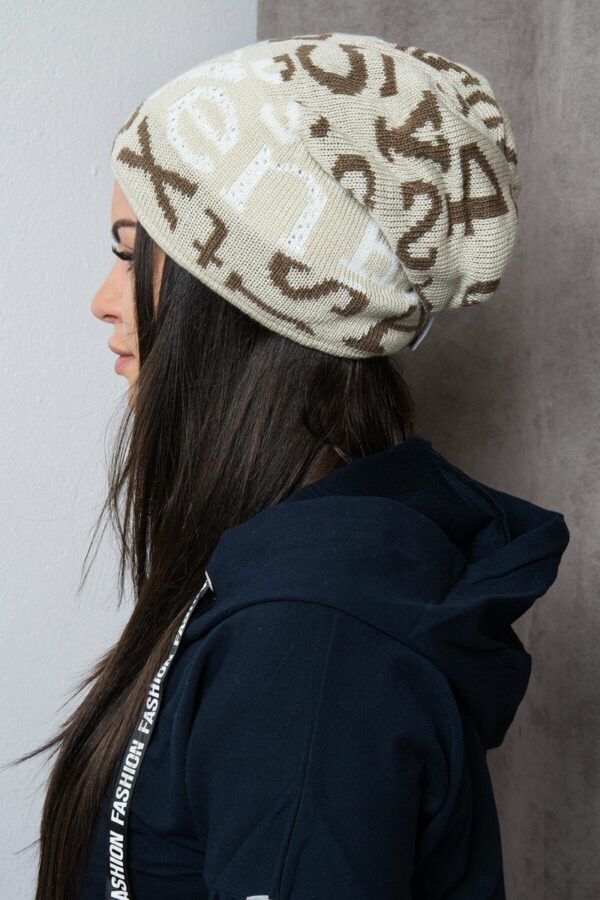 Beige cap with letters - Image 2