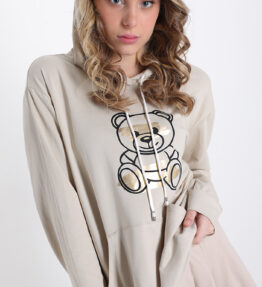 Jumper with a teddy bear