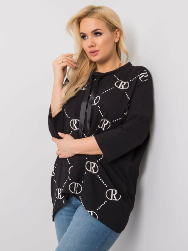 BLACK BLOUSE
